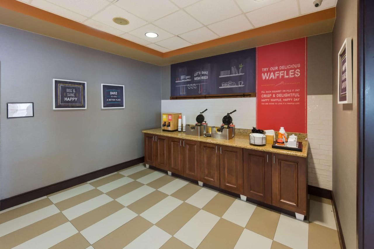 Hampton Inn Nanuet Luaran gambar