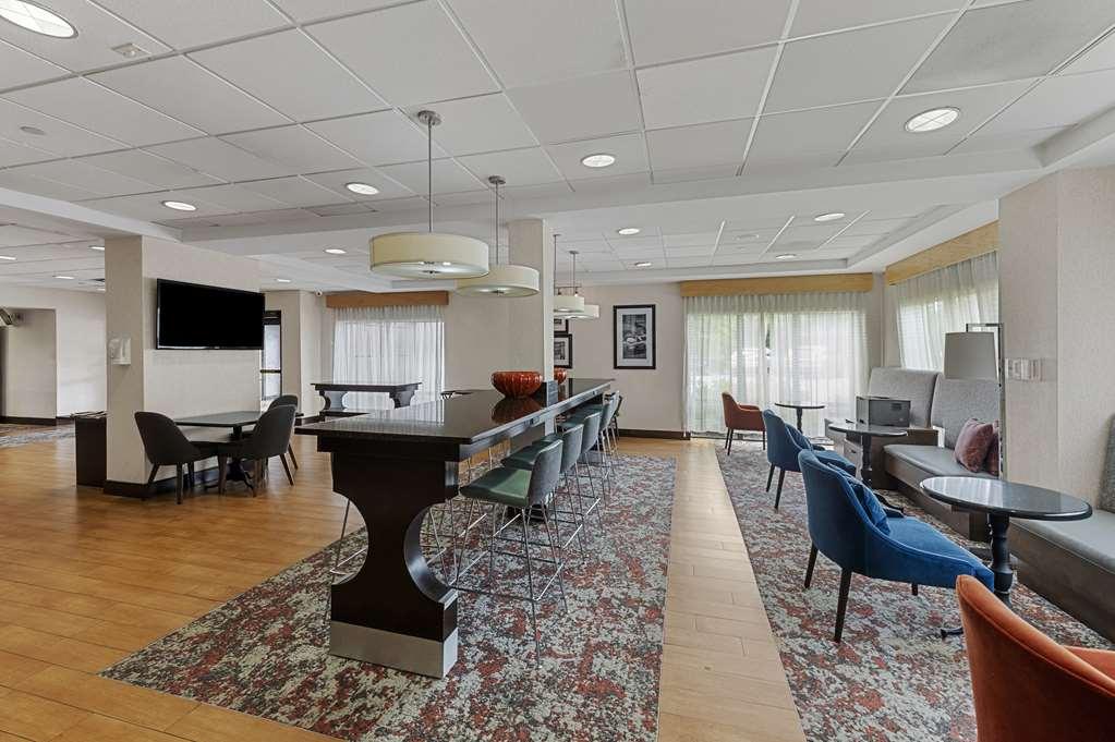 Hampton Inn Nanuet Restoran gambar